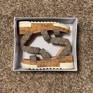 Steve Madden Platform Sandal